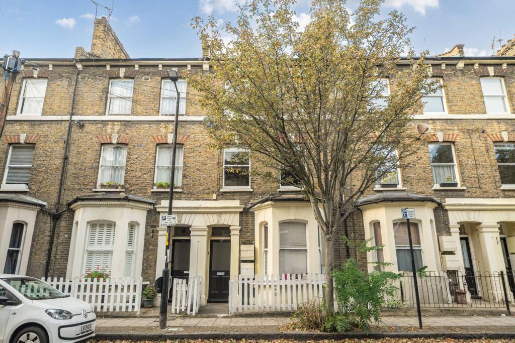 Main image of property: Larcom Street, Elephant and Castle, London, SE17