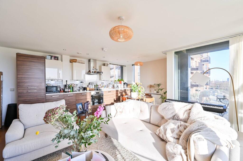 Main image of property: Albany Road, Southwark, London, SE5