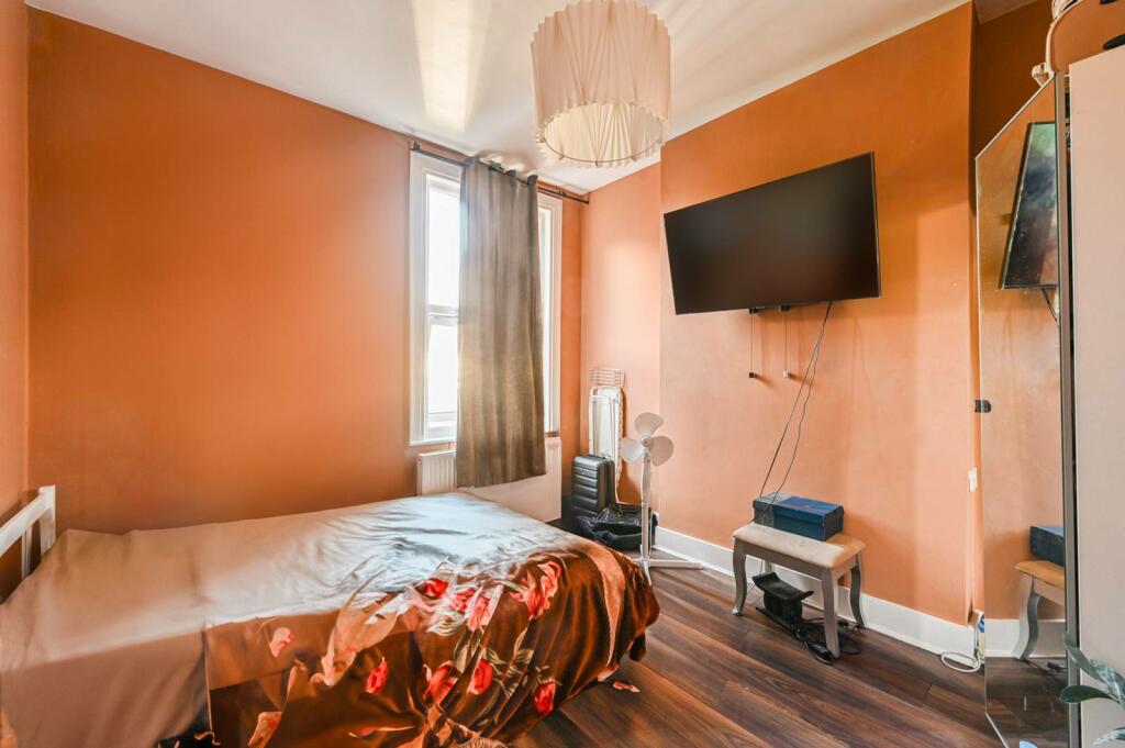Additional property image - Broughton Road, Thornton Heath, CR7