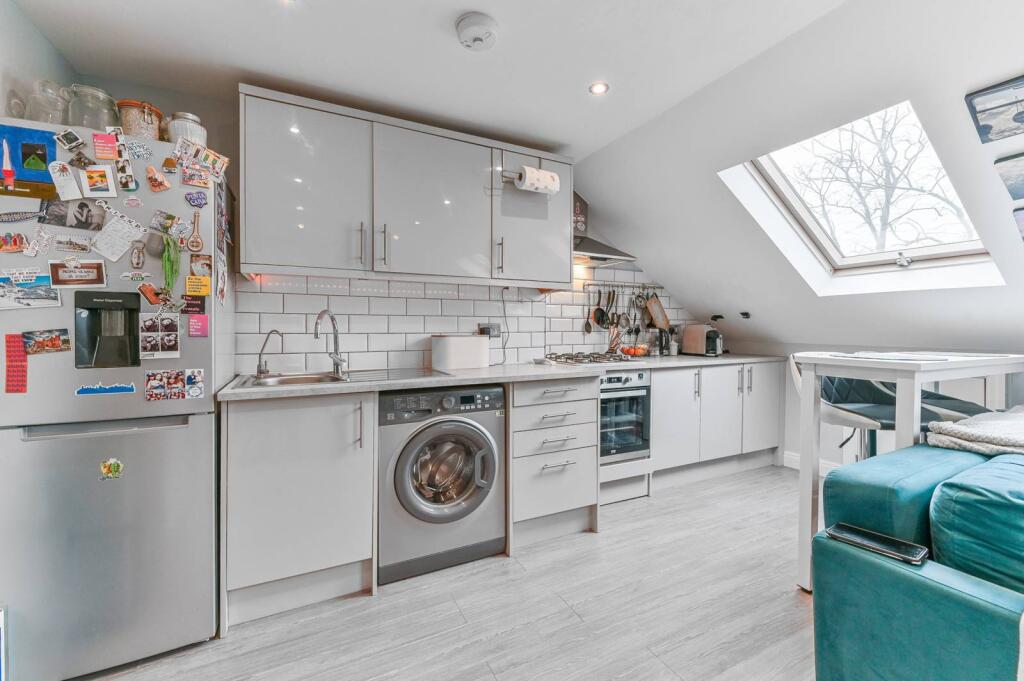 Main image of property: Frant Road, Thornton Heath, THORNTON HEATH, CR7