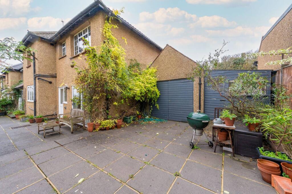 Main image of property: Norbury Hill, Norbury, London, SW16
