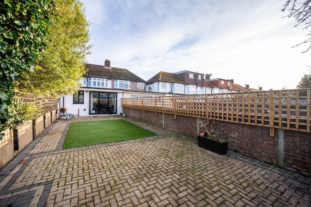 Main image of property: Tamworth Lane, Mitcham, CR4