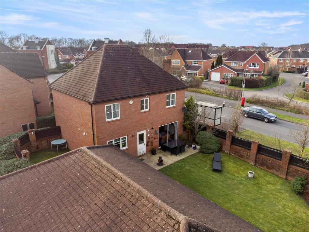 4 bedroom detached house for sale in Priest Down Beggarwood