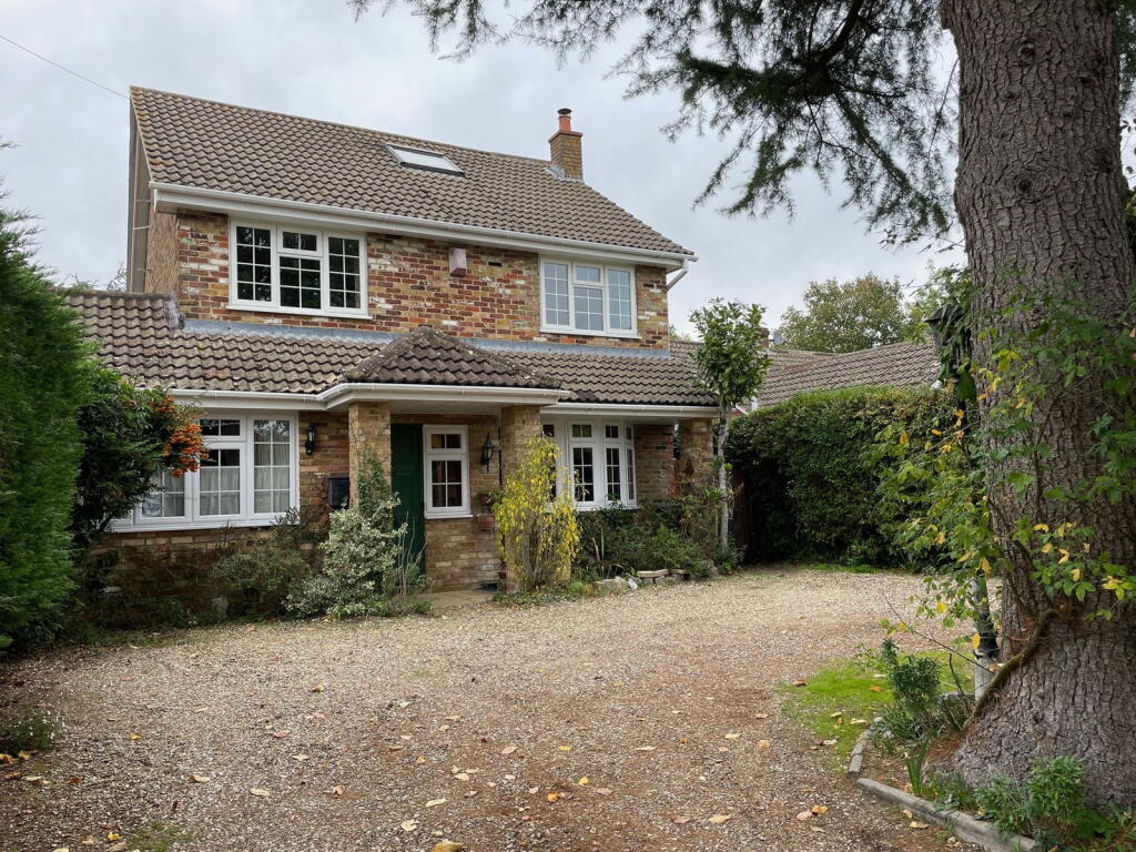 Main image of property: Burney Bit, Pamber Heath