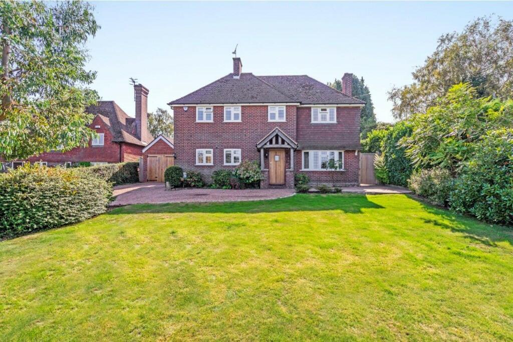3 bedroom detached house for sale in Wadhurst, East Sussex, TN5
