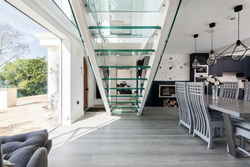 Additional property image - Bradford Road, Bath