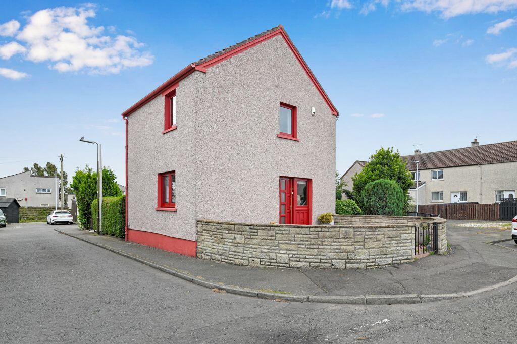 Main image of property: 5 Blawearie Road, Tranent, EH33 2BG