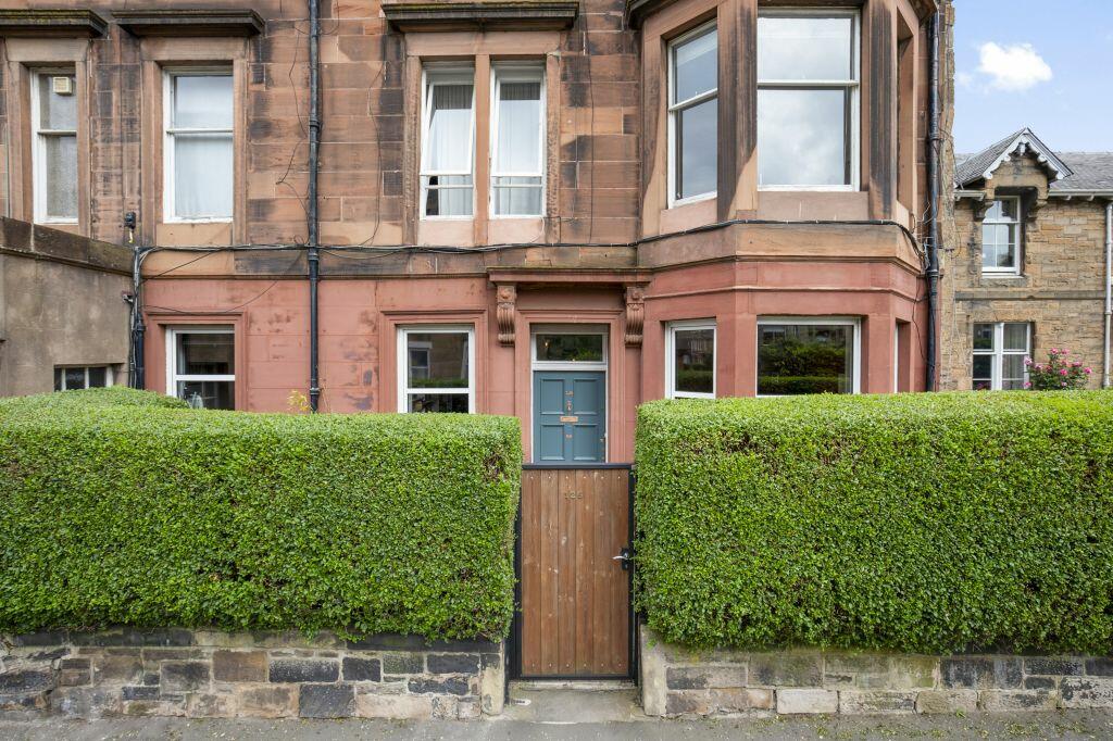 6 bedroom flat for sale in 126 Viewforth, Edinburgh, EH10 4LN, EH10