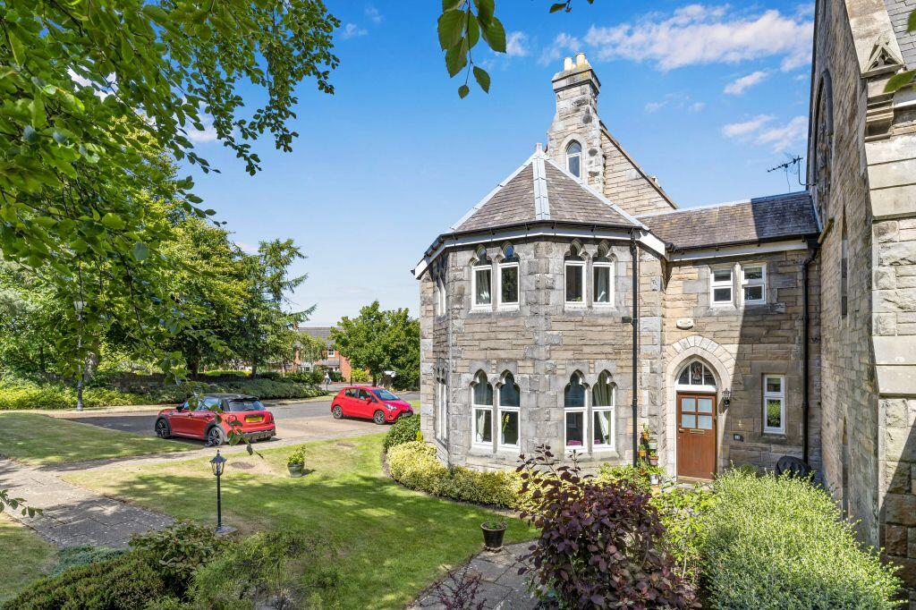 Main image of property: 85 Lasswade Road, Edinburgh, EH16 6SZ