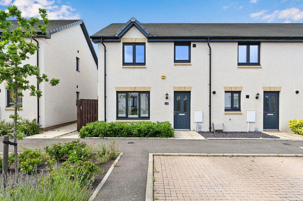 Main image of property: 11 St Aidens Road, Edinburgh EH16 4YB