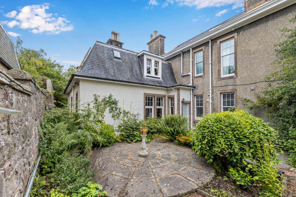 Main image of property: 52a, Kirk Brae, Liberton, Edinburgh, EH16 6HT