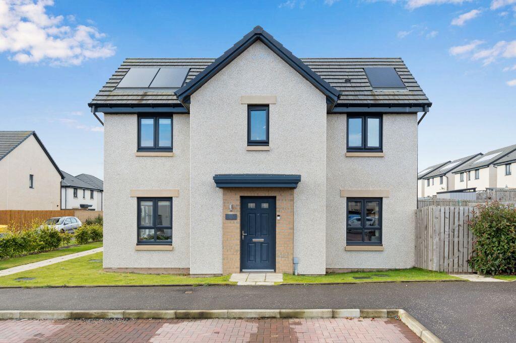 Main image of property: 17 Lumsden Wynd, Edinburgh, EH17 8NW