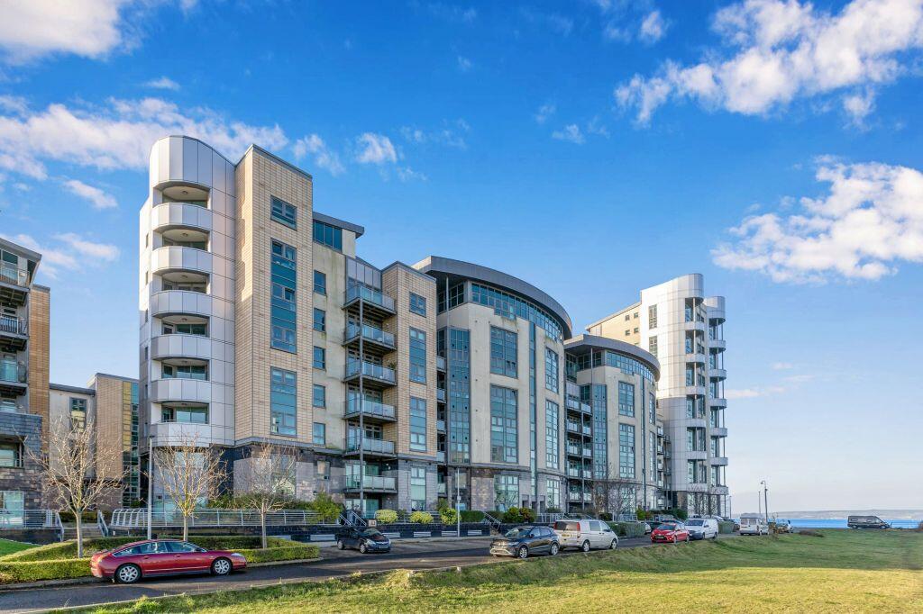 Main image of property: 3/28 Western Harbour Way, Edinburgh, EH6 6LP
