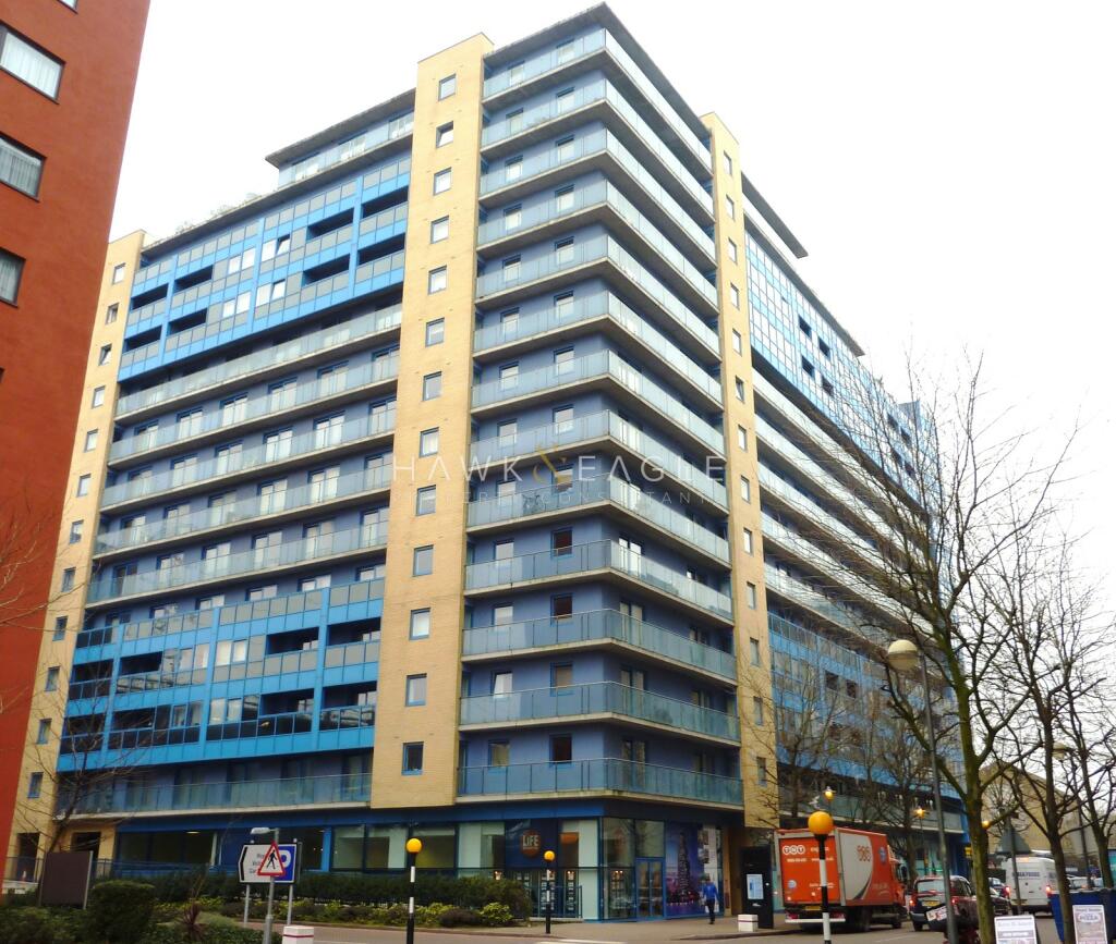2 bedroom flat for rent in Westgate Apartments, Western Gateway, London, Greater London. E16