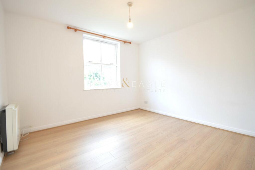 Main image of property: Cleveland Grove, London, Greater London. E1