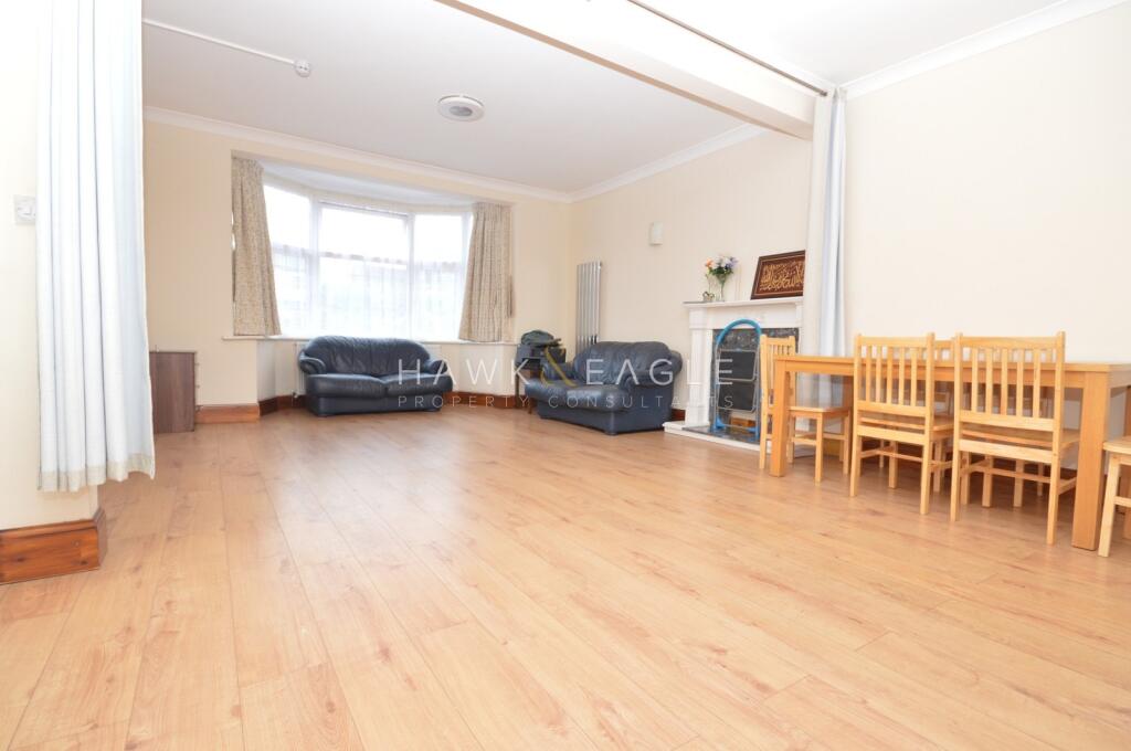 Main image of property: Eastern Avenue, R5, Ilford, Essex. IG4