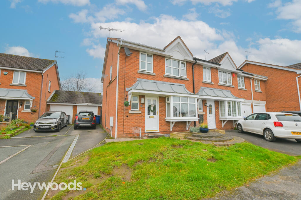 3 bedroom semidetached house for sale in Ironbridge Drive, Silverdale