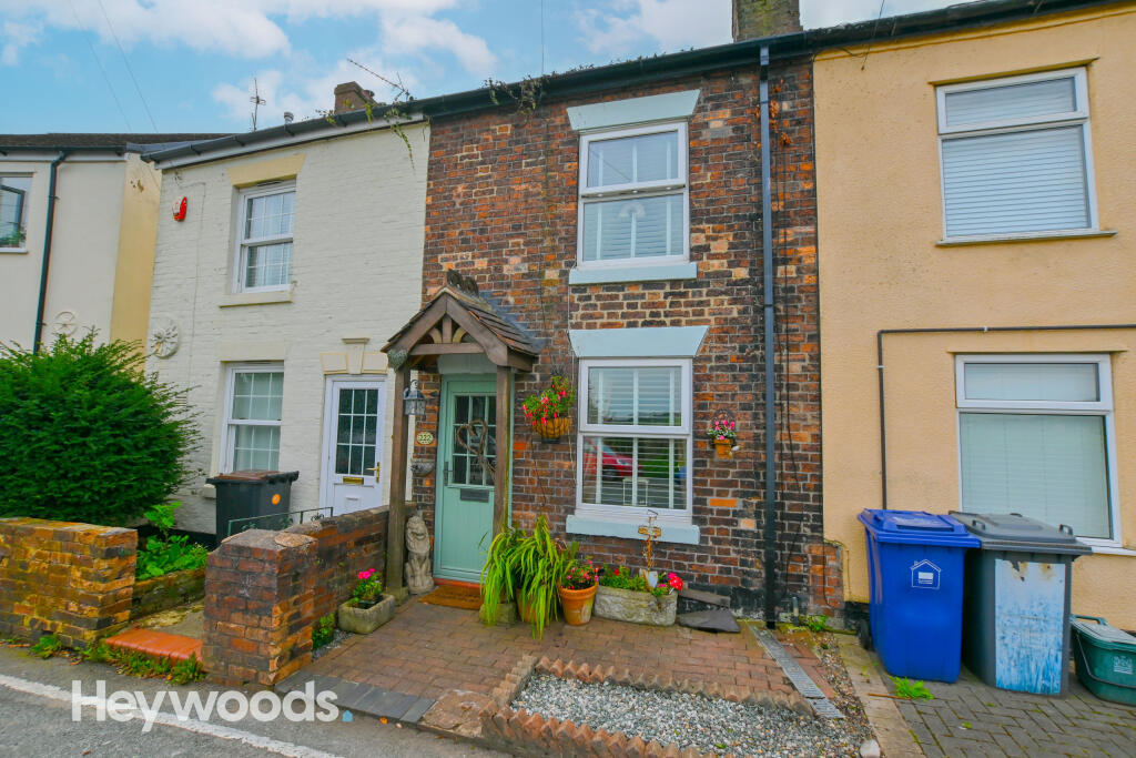 2 bedroom cottage for sale in Whitehill Road, Whitehill, Kidsgrove, StokeonTrent, ST7
