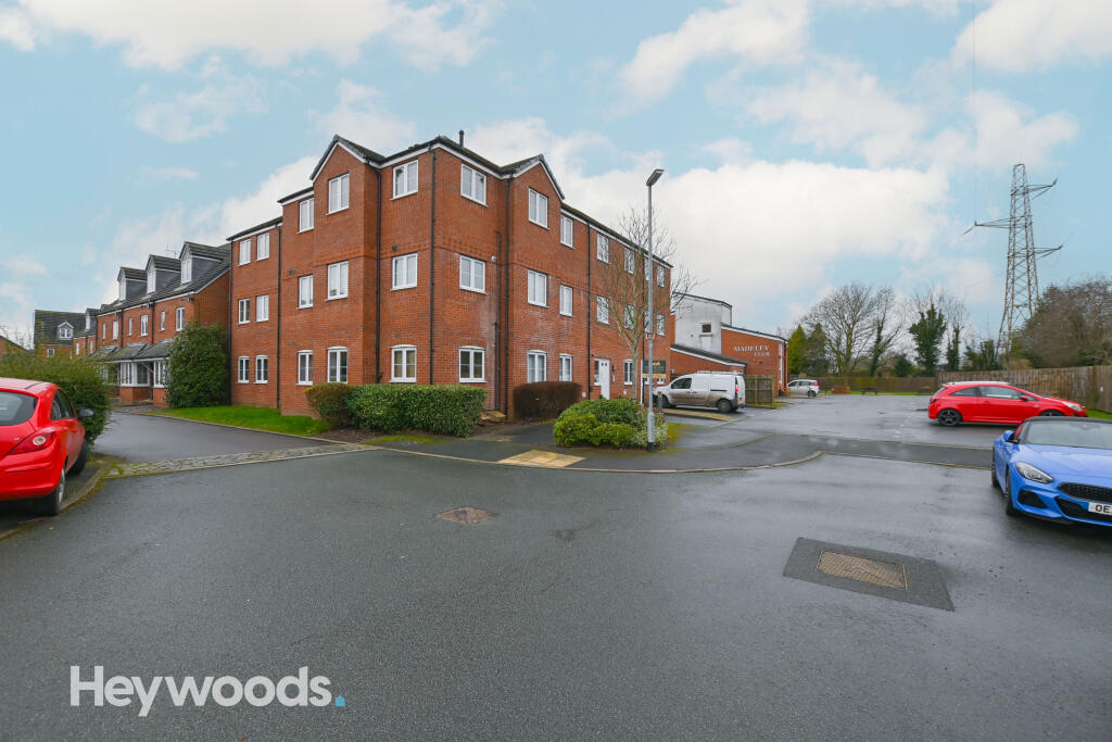 2 bedroom flat for sale in Madeley Court, Madeley, Crewe, CW3
