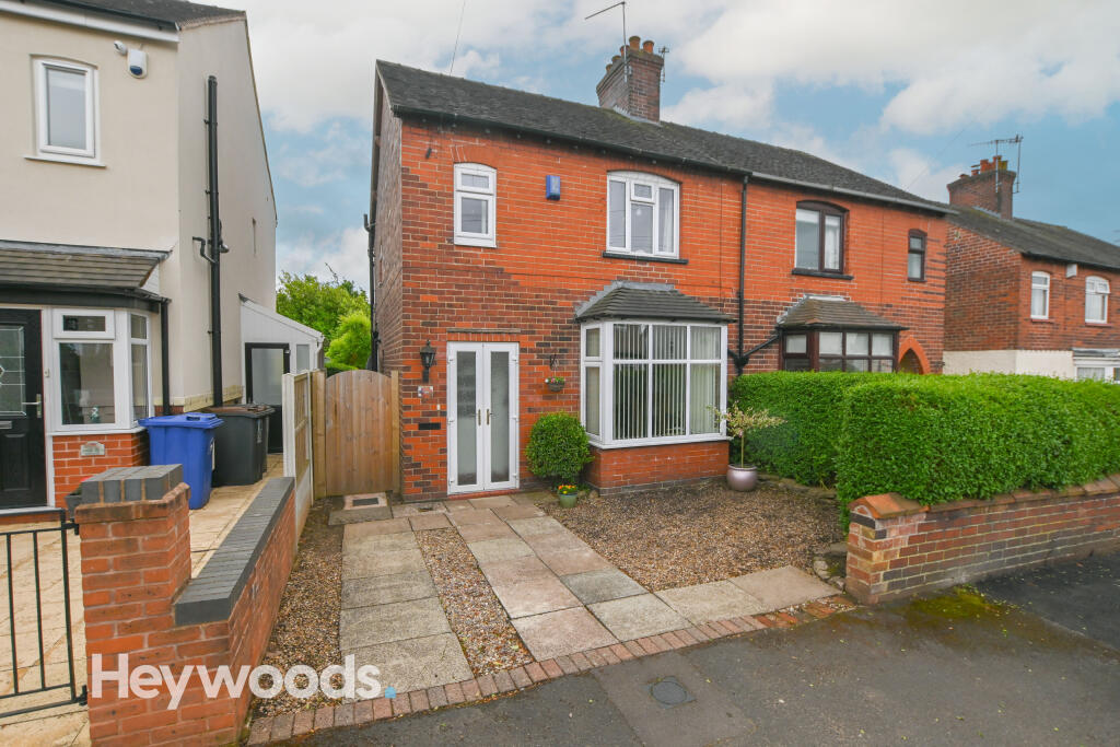 3 bedroom semidetached house for sale in St Avenue, Wolstanton