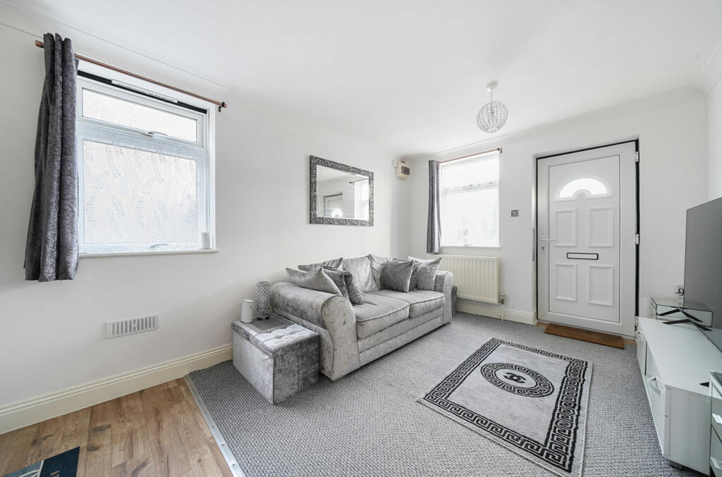 Additional property image - Main Road, Sutton At Hone, Dartford, Kent, DA4