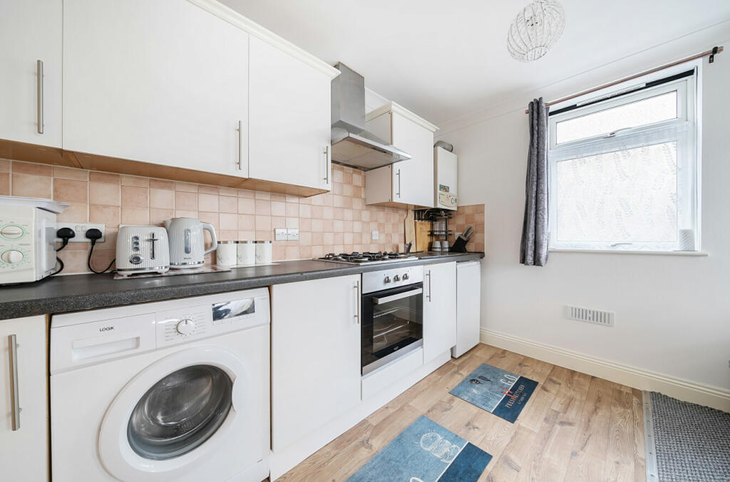 Additional property image - Main Road, Sutton At Hone, Dartford, Kent, DA4