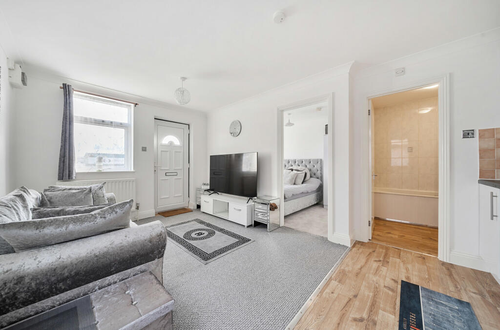 Additional property image - Main Road, Sutton At Hone, Dartford, Kent, DA4