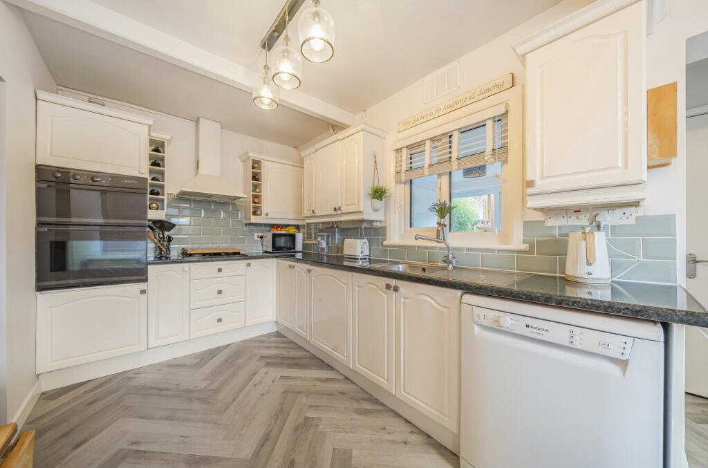 Property image - Hill Rise, Darenth, Dartford, Kent, DA2