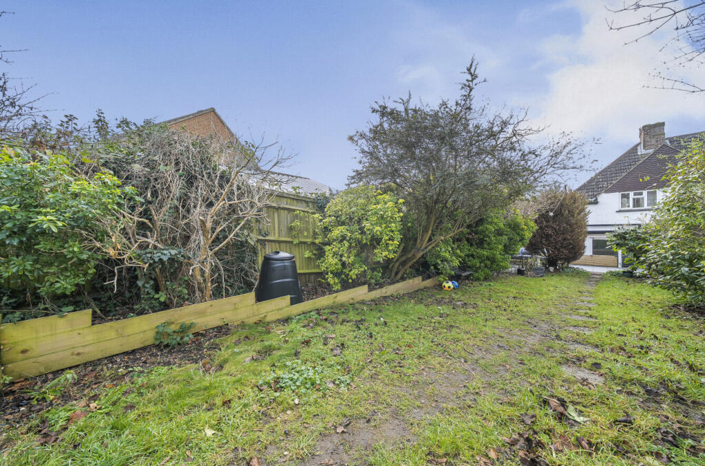 Additional property image - Hill Rise, Darenth, Dartford, Kent, DA2