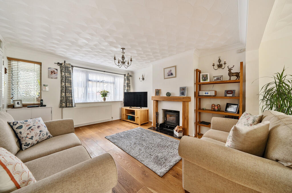 Additional property image - Barfield, Sutton At Hone, Dartford, Kent, DA4