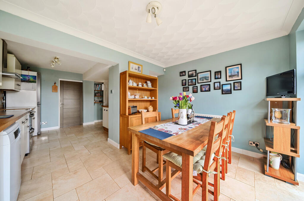 Additional property image - Barfield, Sutton At Hone, Dartford, Kent, DA4