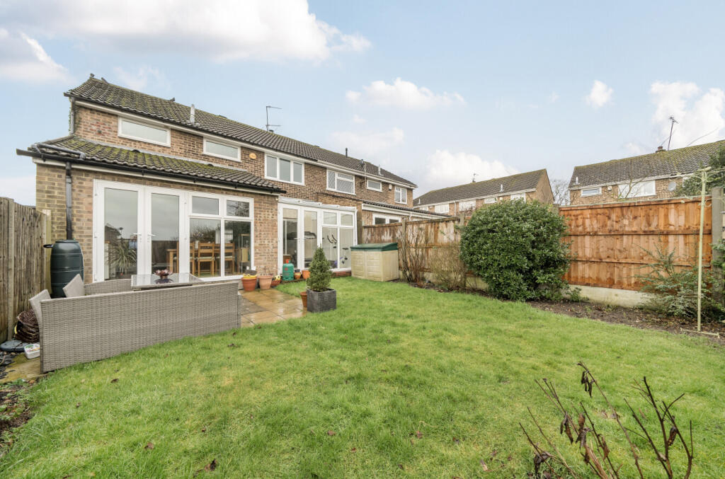 Additional property image - Barfield, Sutton At Hone, Dartford, Kent, DA4