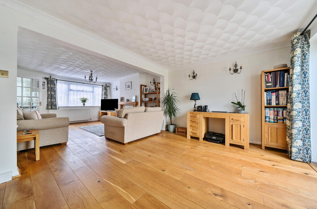 Additional property image - Barfield, Sutton At Hone, Dartford, Kent, DA4