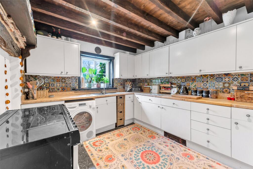 Additional property image - Main Road, Sutton At Hone, Dartford, Kent, DA4