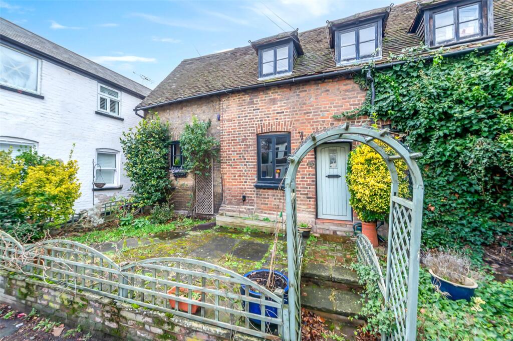 Additional property image - Main Road, Sutton At Hone, Dartford, Kent, DA4