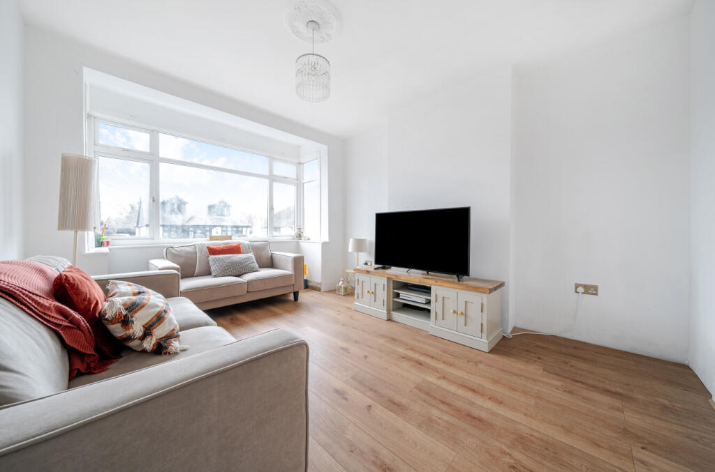 Additional property image - Keith Avenue, Sutton At Hone, Dartford, Kent, DA4