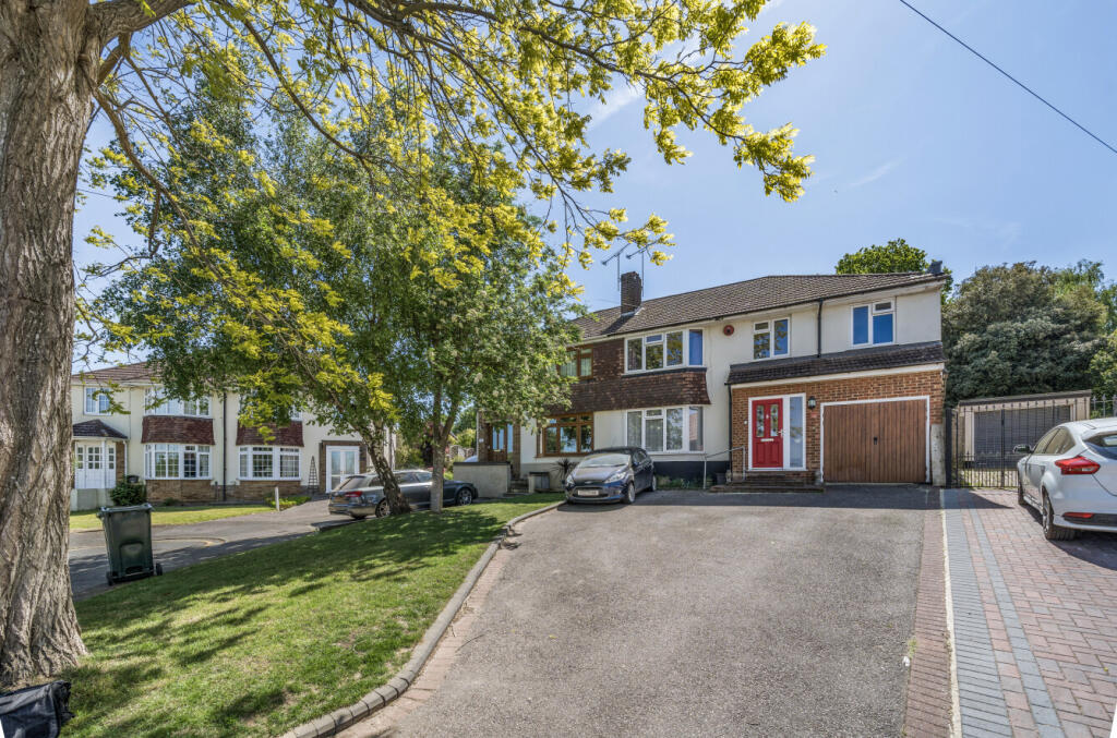 Main image of property: St Marys Way, Longfield, Dartford, Kent, DA3