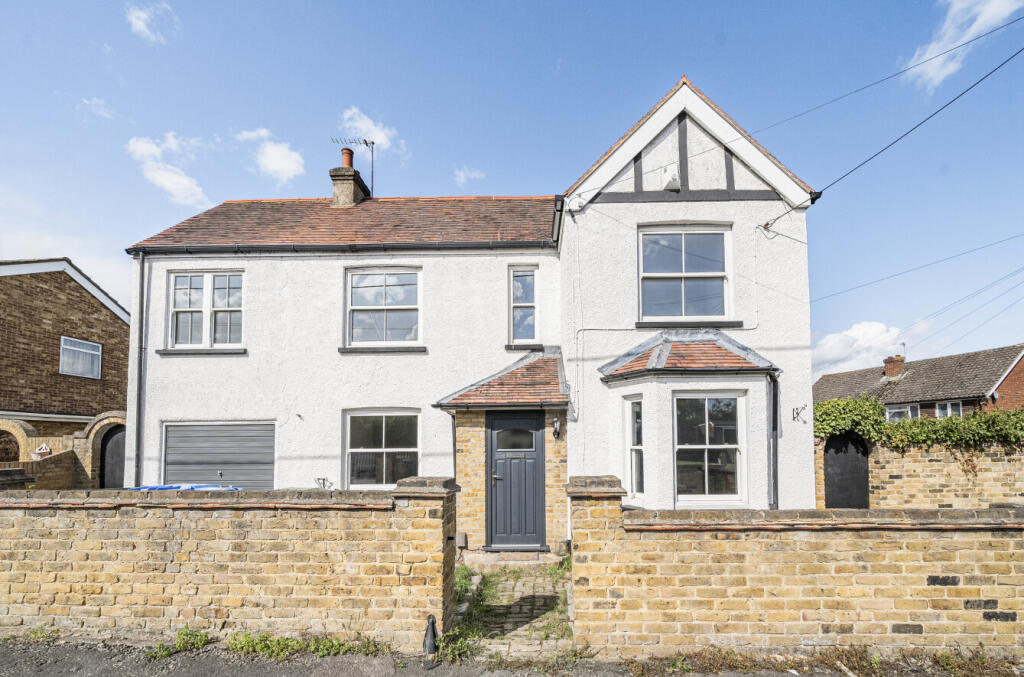 Main image of property: Egerton Avenue, Hextable, Swanley, Kent, BR8