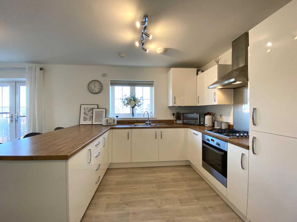 Main image of property: Porus Piece, Leighton Buzzard