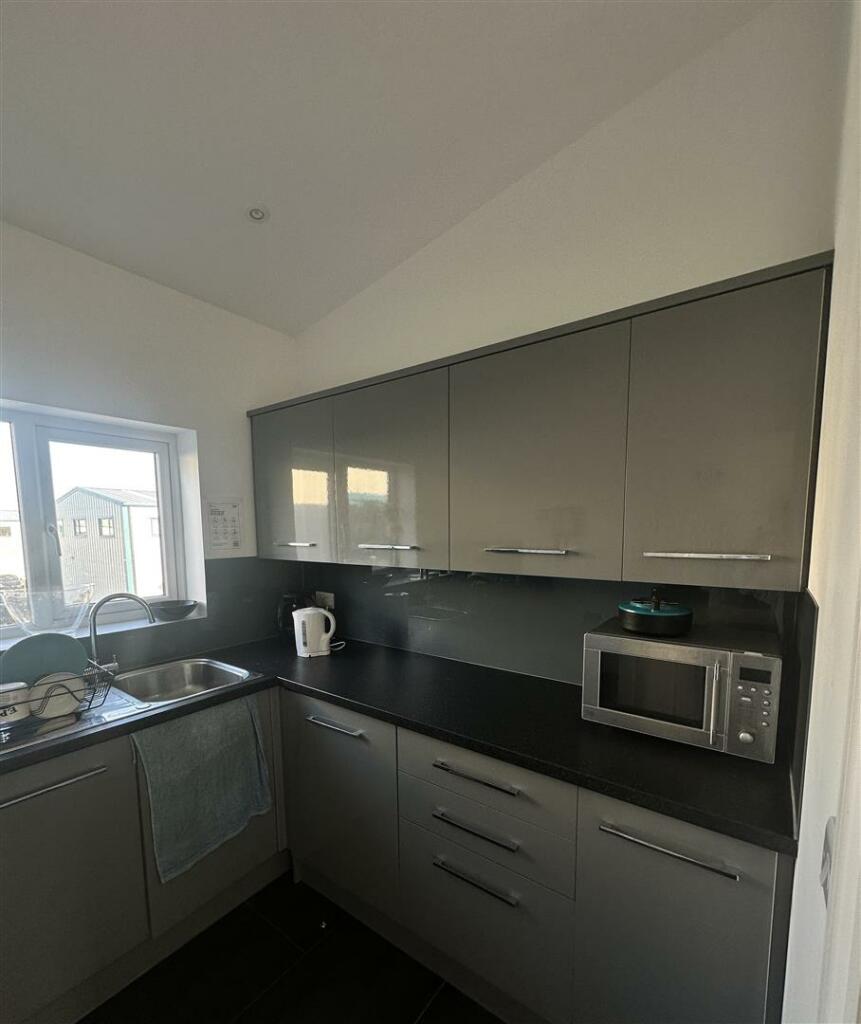 Additional property image - Maple Leaf Business Park, Manston, Ramsgate