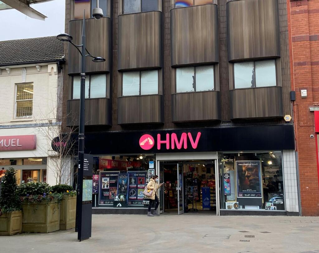 Main image of property: 16-17 Regent Street, Swindon, SN1 1JQ