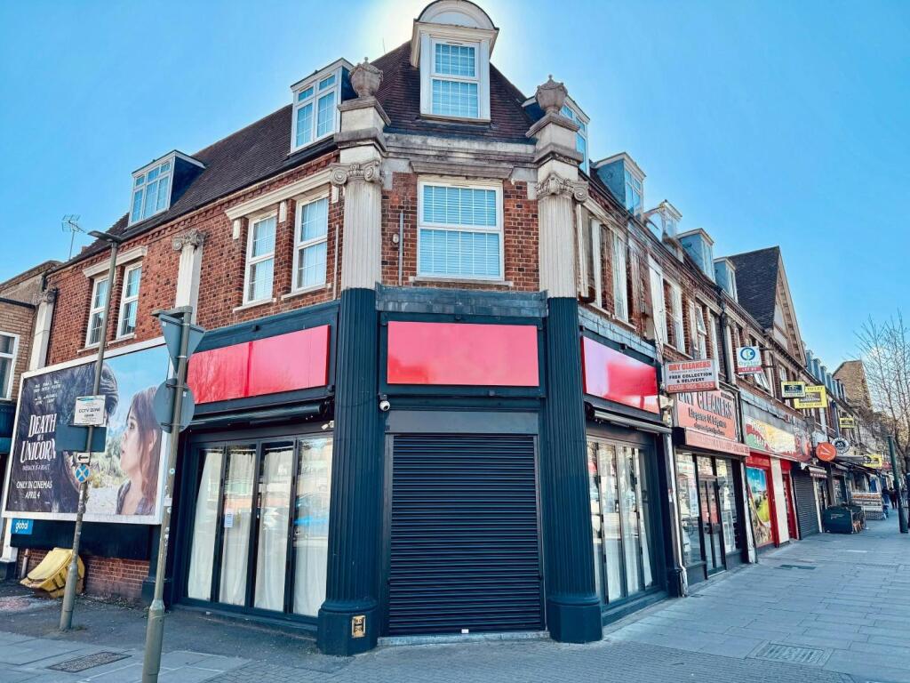 Main image of property: 246 Station Road, Edgware, HA8 7AU