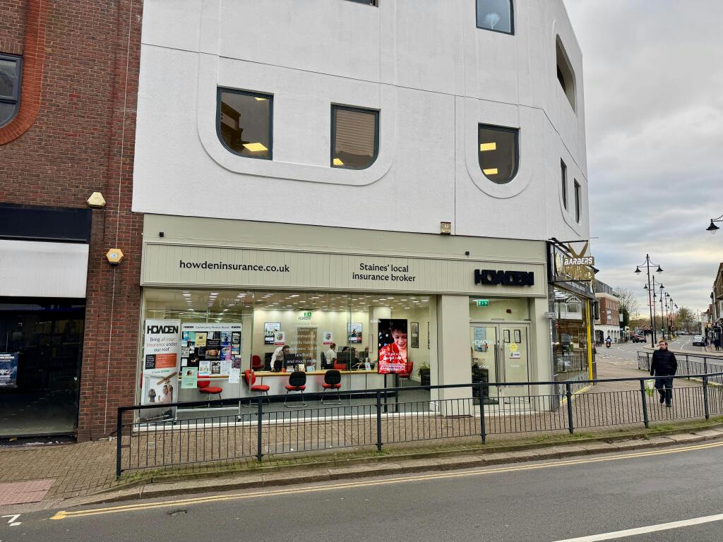 Main image of property: 5a Thames Street, Staines, TW18 4SD