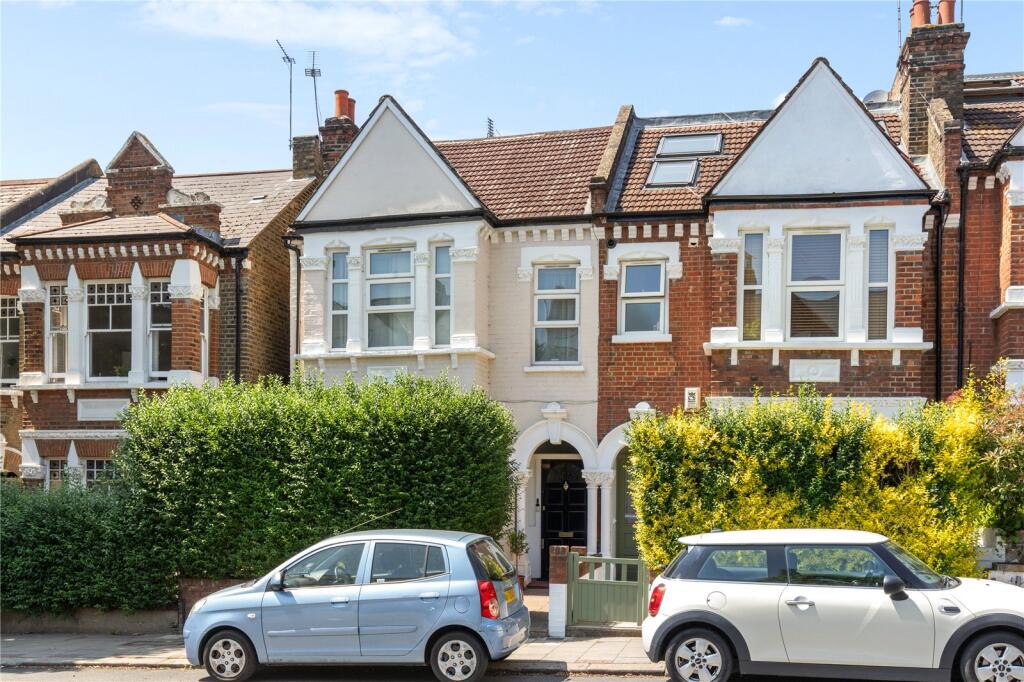 Main image of property: Earlsfield Road, SW18