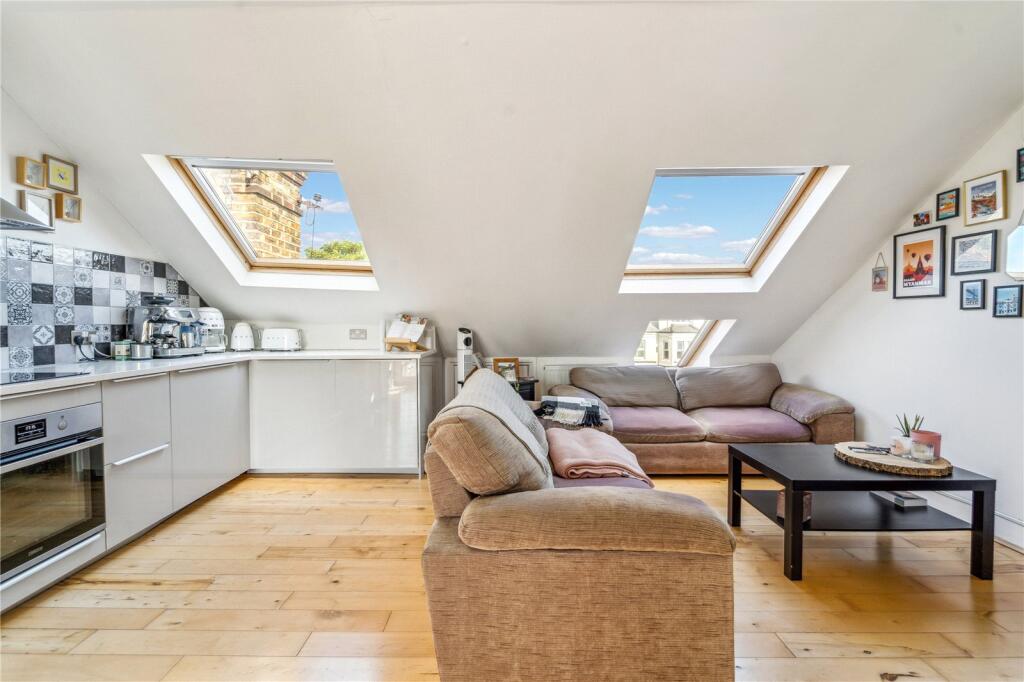 Main image of property: Earlsfield Road, SW18