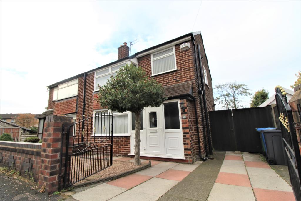 3 bedroom semidetached house for rent in Baldock Close, Thelwall