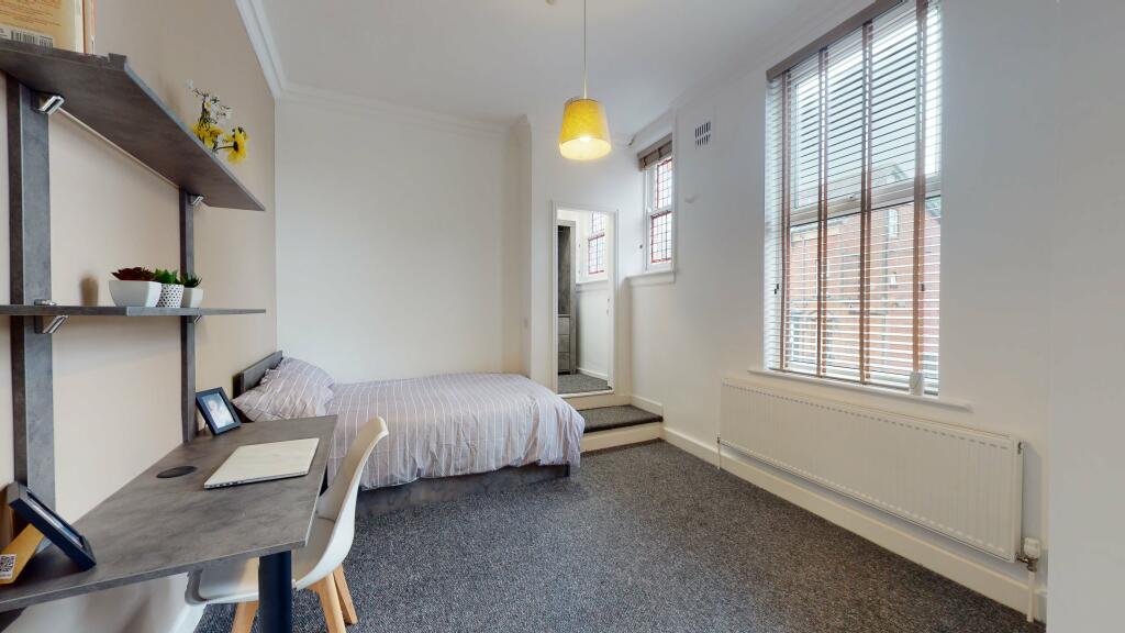 Main image of property: Regent Park Avenue, Headingley, Leeds