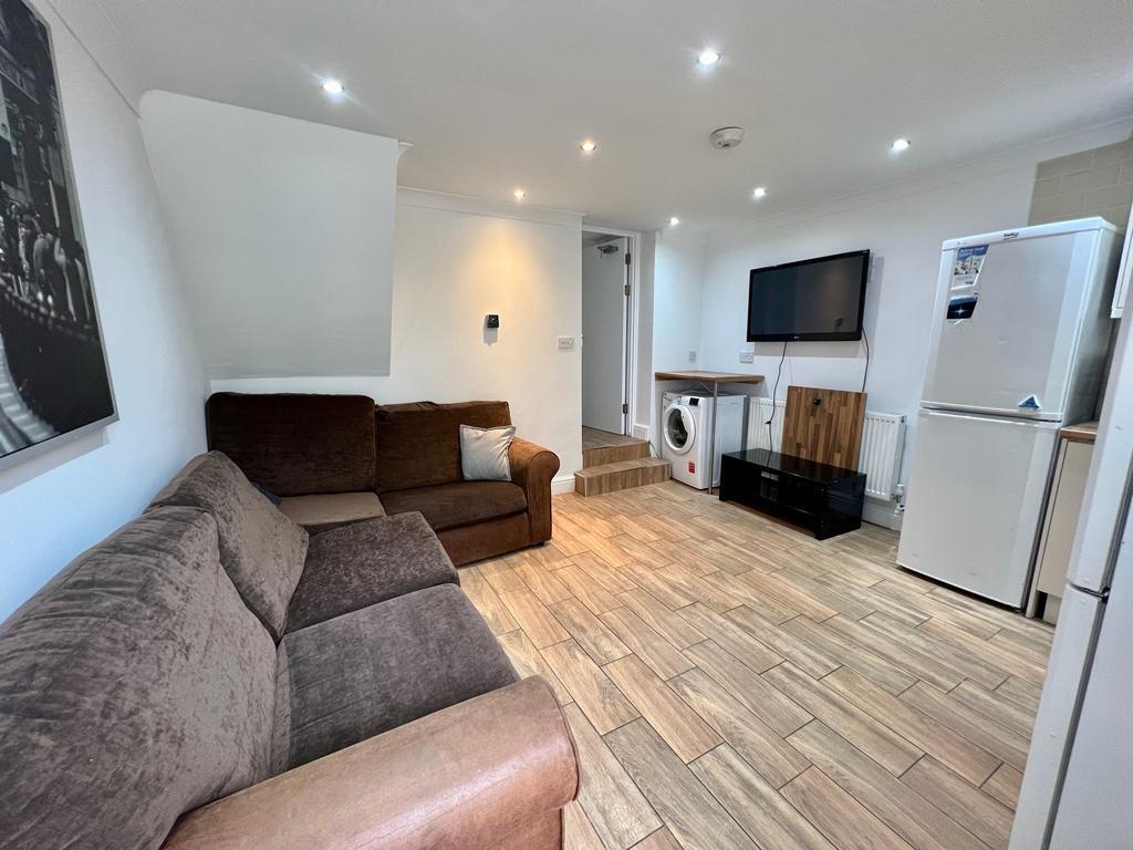 Main image of property: Rhymney Street, Cardiff(City), CF24