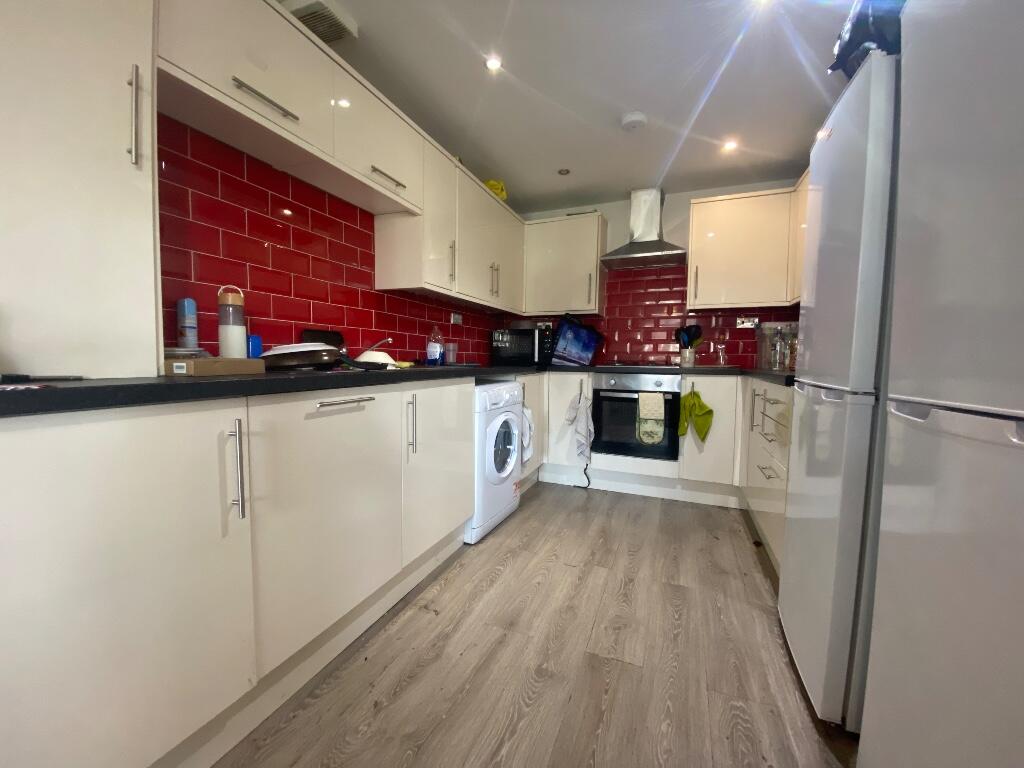 Main image of property: Wyeverne Road, Cardiff(City), CF24