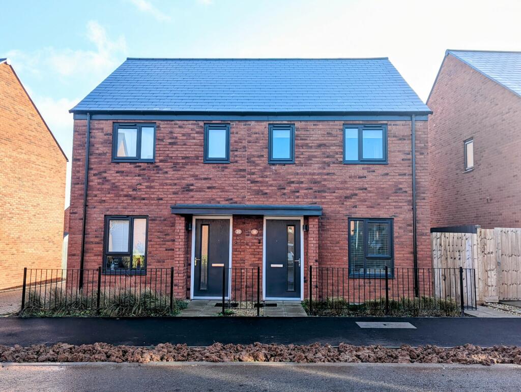 2 bedroom semidetached house for sale in Stone Barton Road, Exeter, EX1